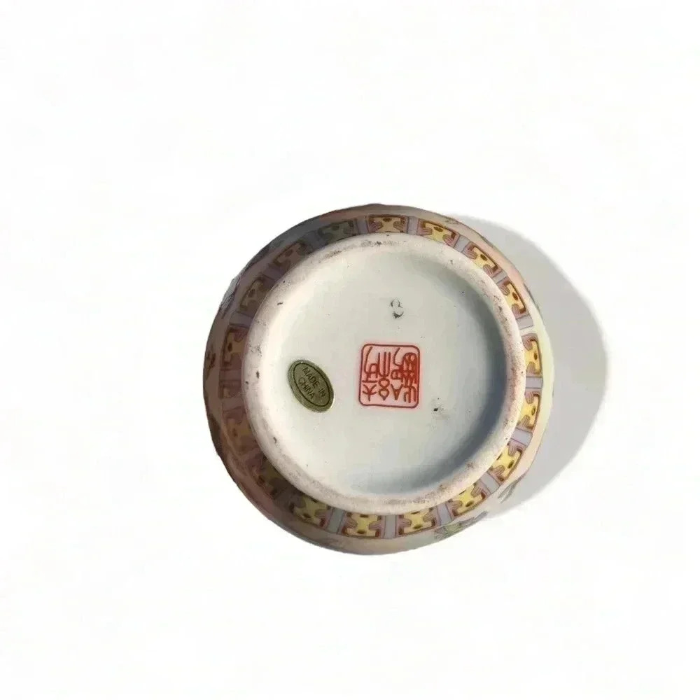 Vintage Chinese Porcelain Vase Set - Picture 3 of 3